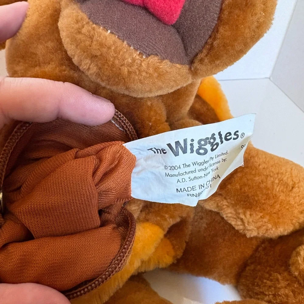 Vintage Wiggles 2004 Wags the Dog plush stuffed Wearable Kids Backpack - Picture 5 of 5